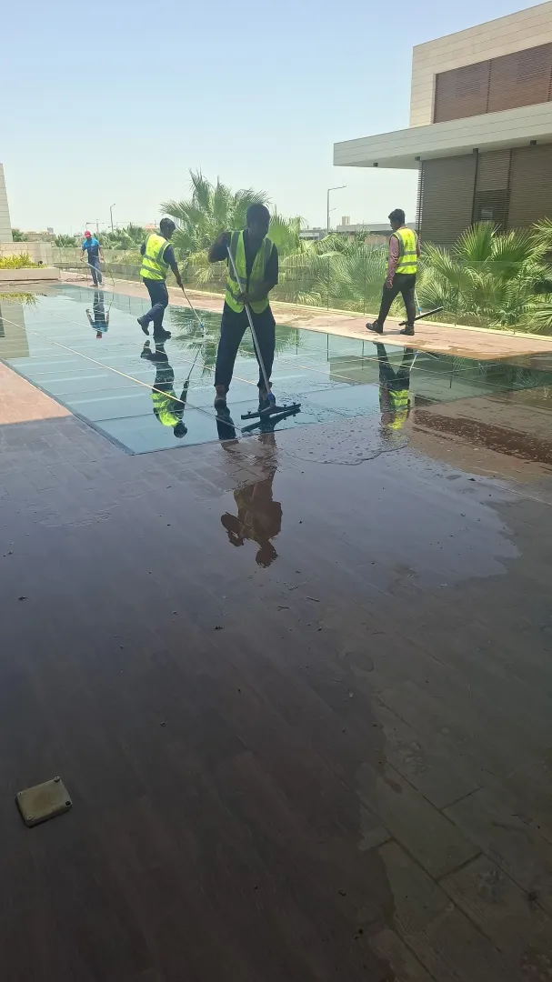 دليل تنظيف المنزل الشامل: ماذا يشمل التنظيف الاحترافي؟